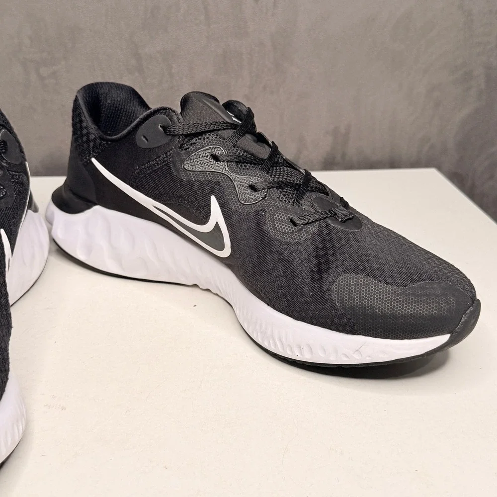 Nike Renew Ride 2 Running Shoes Mens 10.5 Black White CU3504-005 Sneakers